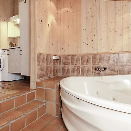 6 Person In Hadsund-by Traum Øster Hurup