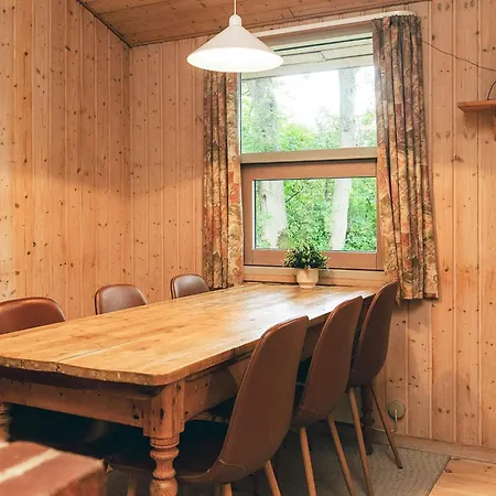 6 Person In Hadsund-by Traum *