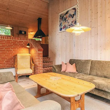 6 Person In Hadsund-by Traum Øster Hurup