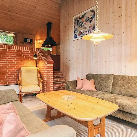 Prázdninový dům 5 Star In Hadsund Øster Hurup